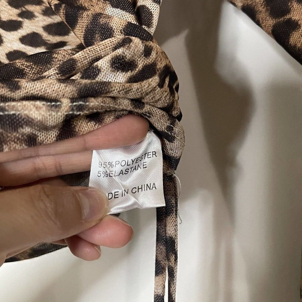 Princess Polly Cheetah leopard brown sheer long sleeve cinch side crop top - Picture 4 of 5